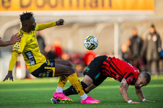 Elfsborgs Jalal Abdullai och Brommapojkarnas Amadeus