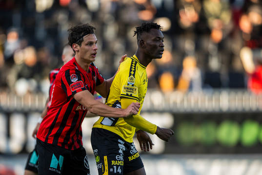 Elfsborgs Jalal Abdullai och Brommapojkarnas Kevin Ackermann