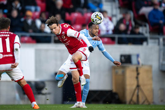 Kalmars Jacob Trenskow och Malmö FFs Martin Olsson