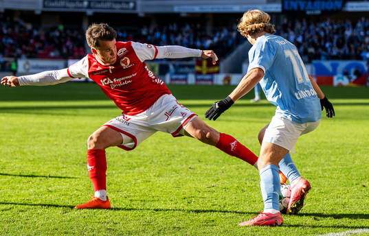 Kalmars Simon Skrabb och Malmö FFs Sebastian Nanasi