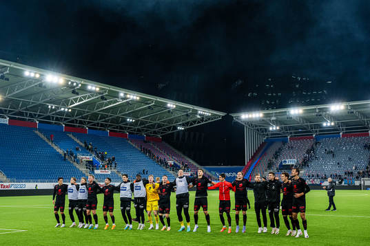 Players of Brann celebrates