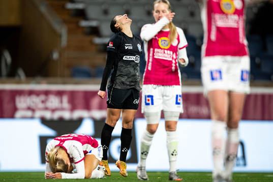 Växjö DFFs Nesrin Akgun jublar