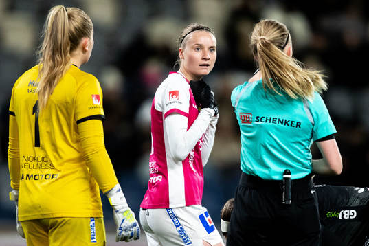 IK Uppsalas Julia Ragnarsson deppar