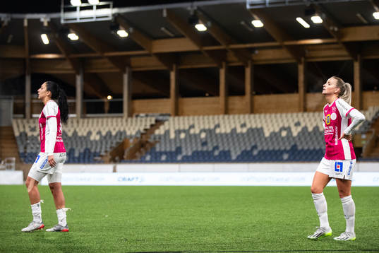 IK Uppsalas Maria Poli och Ellinor Johansson deppar