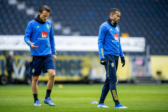 Albin Ekdal and Robin Quaison of the Swedish national
