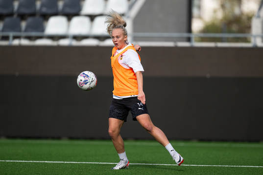Molly Johansson