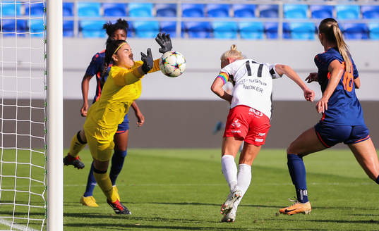 Caroline Seger of Rosengård scores the 0-1 goal against