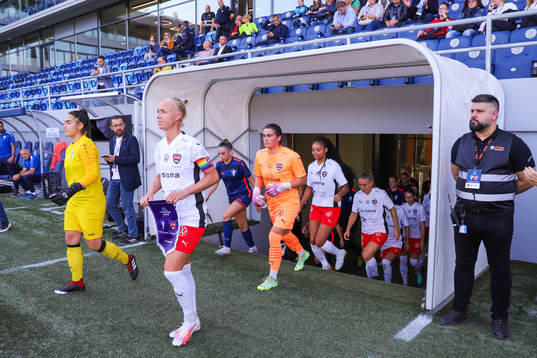 Caroline Seger of Rosengård enter the pitch