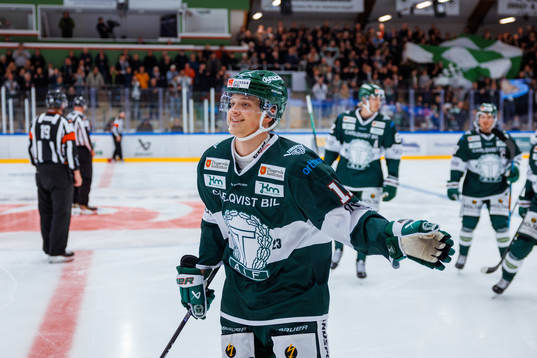 Tingsryds Lucas Lagerberg jublar