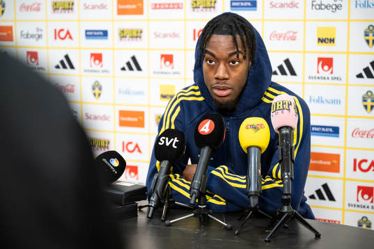 Anthony Elanga of the Swedish national football team speaks