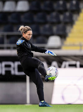 Goalkeeper Jennifer Falk of Häcken