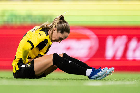 Elin Rubensson of Häcken in pain
