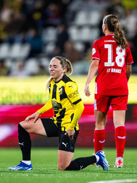 Elin Rubensson of Häcken in pain