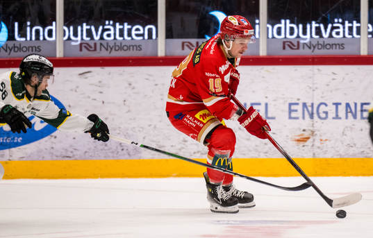 Östersunds Anton Öhman och Kalmars Andrew Vanderbeck