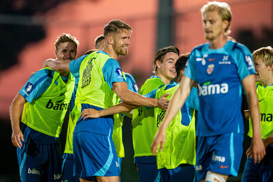 Ola Solbakken, Kristoffer Ajer, Patrick Berg and players of