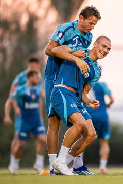 Sander Berge and Leo Skiri Østigård of the Norwegian