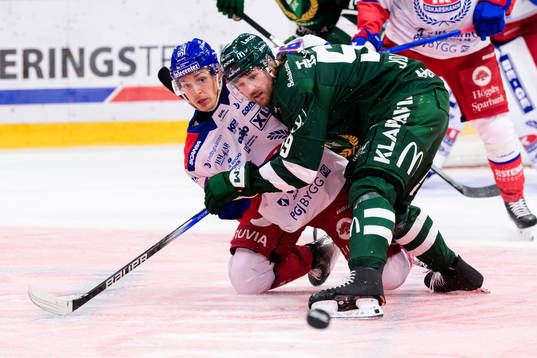 Oskarshamns Lukas Jasek och Färjestads Linus Johansson