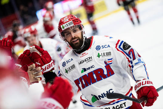 Timrås Robin Hanzl jublar