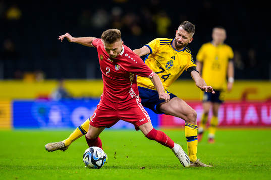 Oleg Reabciuc of Moldova and Marcus Rohdén of Sweden