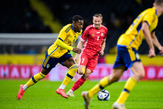 Anthony Elanga of Sweden