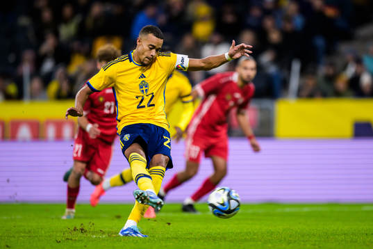 Robin Quaison of Sweden
