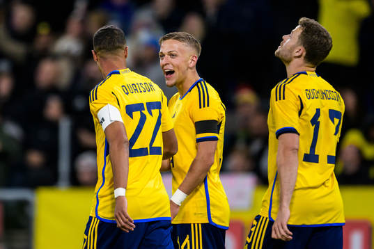 Robin Quaison, Jesper Karlsson, and Gabriel Gudmundsson of