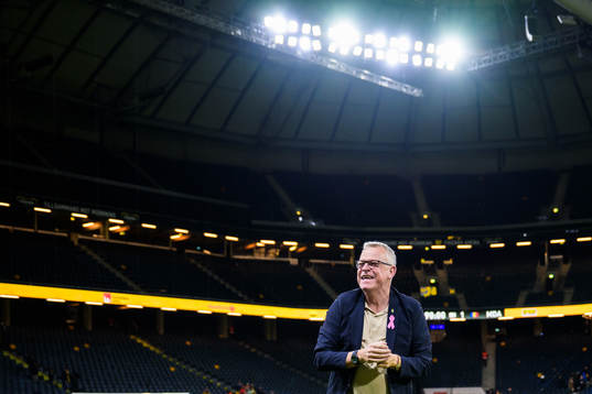 Head coach Janne Andersson of Sweden celebrates