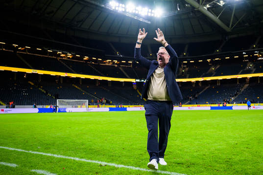 Head coach Janne Andersson of Sweden celebrates