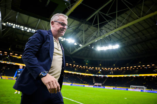 Head coach Janne Andersson of Sweden celebrates