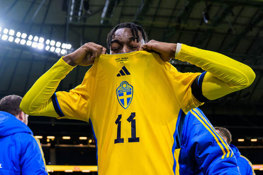 Anthony Elanga of Sweden