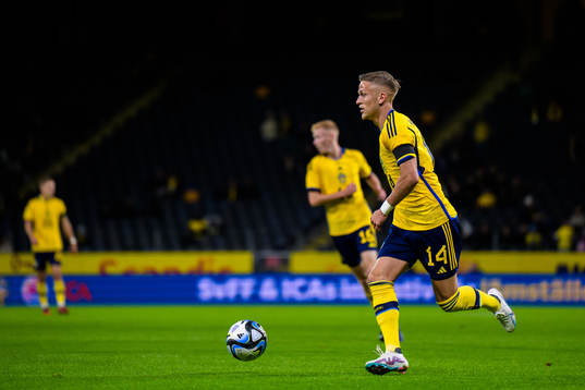 Jesper Karlsson of Sweden