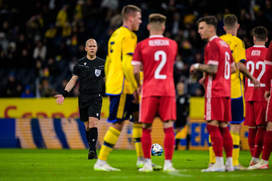 Referee Antti Munukka