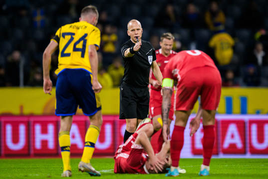 Referee Antti Munukka
