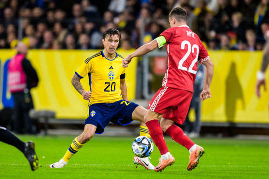 Kristoffer Olsson and Vadim Rata of Moldova