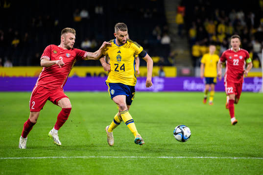Oleg Reabciuc of Moldova and Marcus Rohdén of Sweden