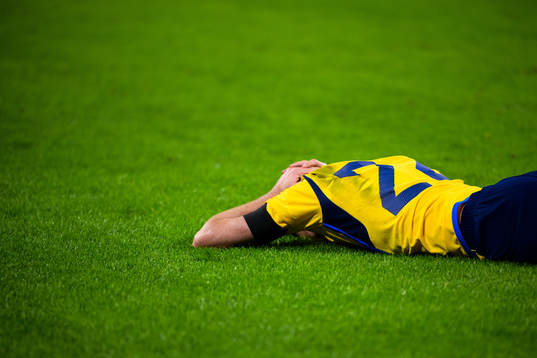 Marcus Rohdén of Sweden looks dejected