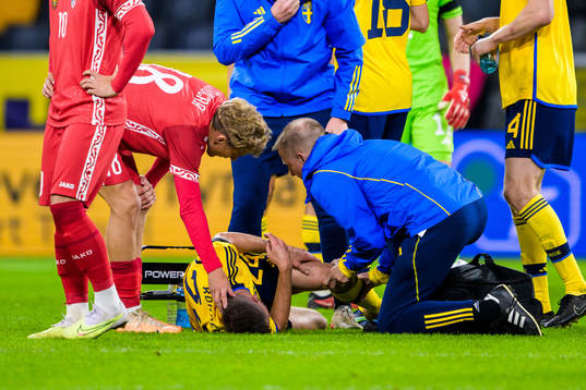 Marcus Rohdén of Sweden in pain