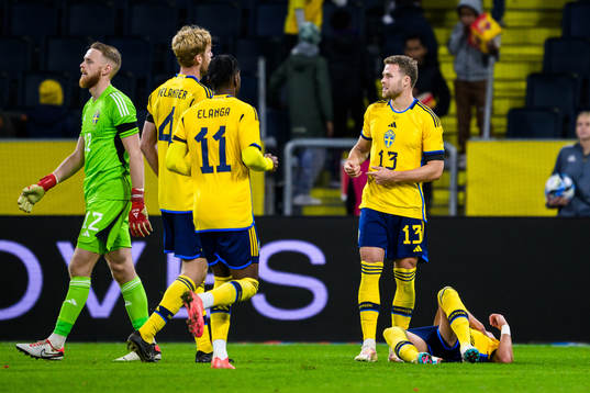 Gabriel Gudmundsson and Jesper Karlsson of Sweden