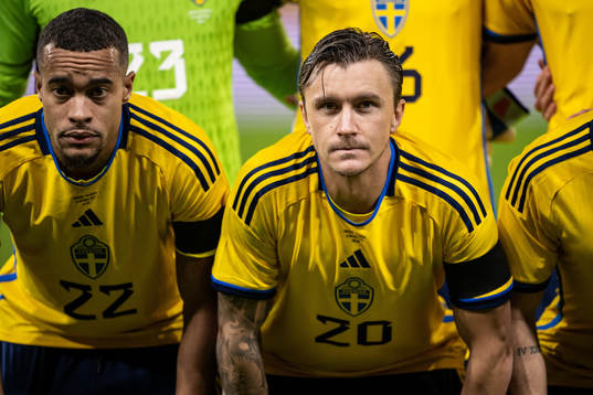 Robin Quaison and Kristoffer Olsson of Sweden
