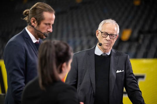 Jonas Olsson and Lars Lagerbäck in Viaplay’s studio