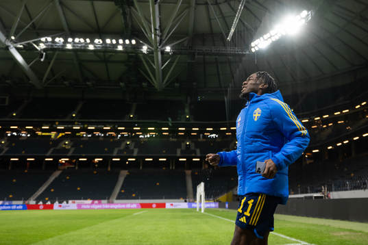 Anthony Elanga of Sweden in pain