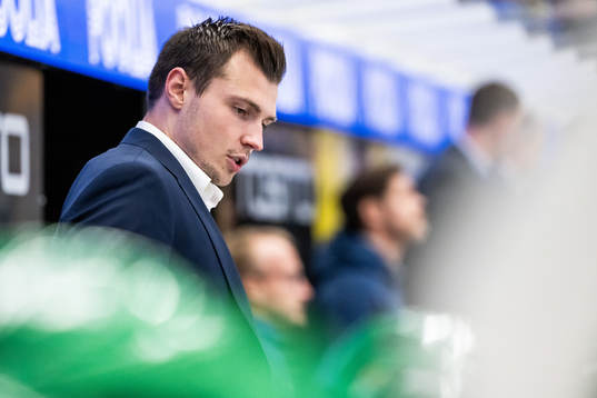Rögles assisterande tränare Max Bohlin