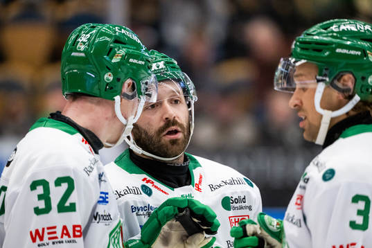 Rögles Oskar Pettersson, Riley Sheen och Michael Kapla