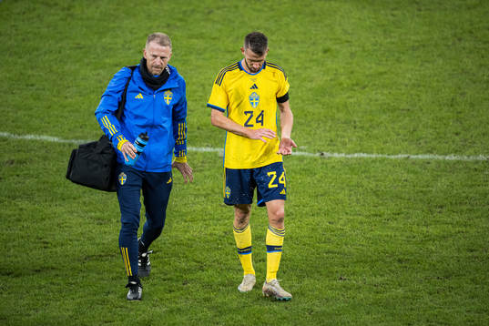 Marcus Rohdén of Sweden in pain