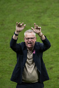 Head coach Janne Andersson of Sweden celebrates