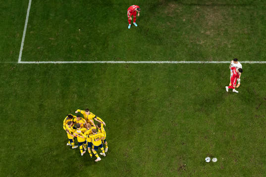 Jesper Karlsson of Sweden celebrate the 3-1 goal with