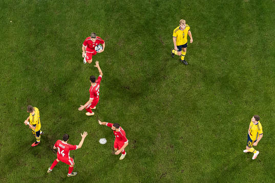 Players of Sweden look dejected