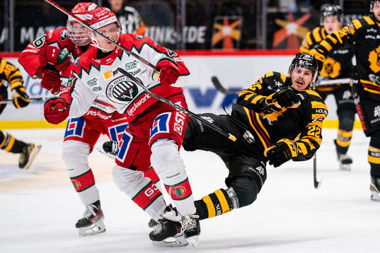 Frölundas Carl Klingberg och Skellefteås Jonathan Johnson