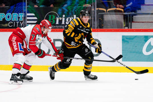 Frölundas Henrik Tömmernes och Skellefteås Rickard Hugg