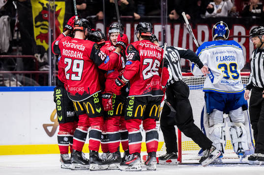 Malmö Redhawks Alan Quine jublar